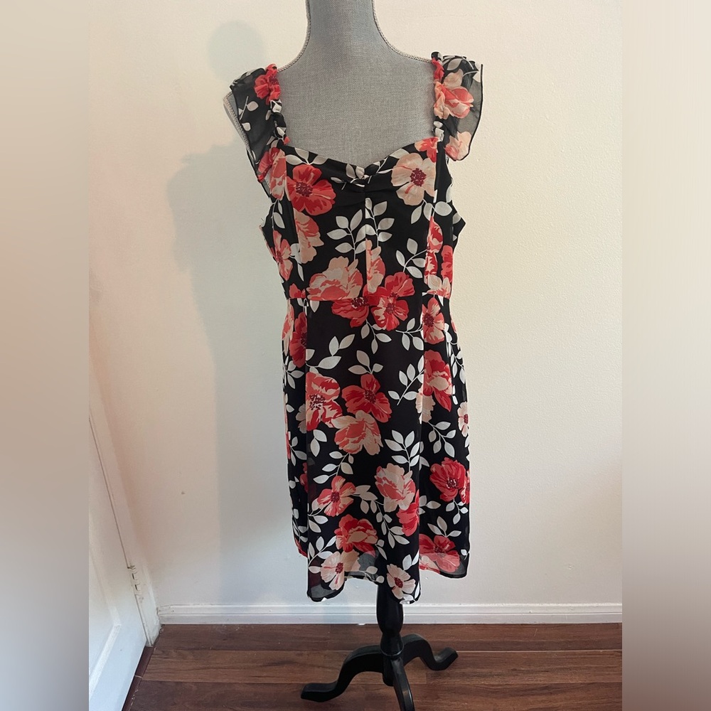 Forever 21 Black and Red Flower Dress
